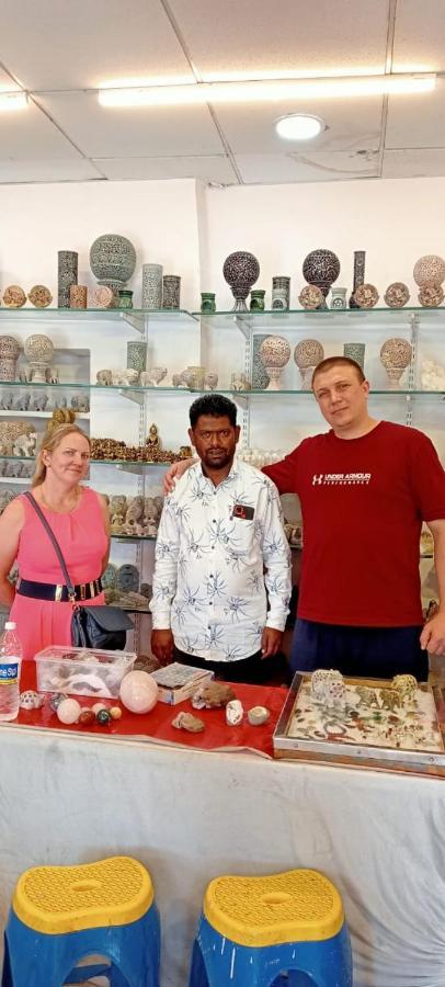 Ellora Guest House Екстериор снимка